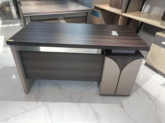 Elegance Office Manager Desk